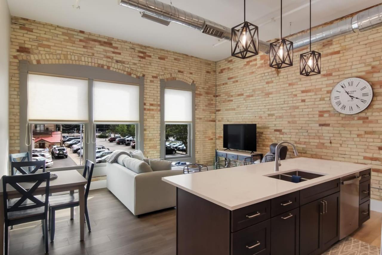 Golden Lofts Unit 1 Downtown Traverse City 1Bd 1Ba Ngoại thất bức ảnh