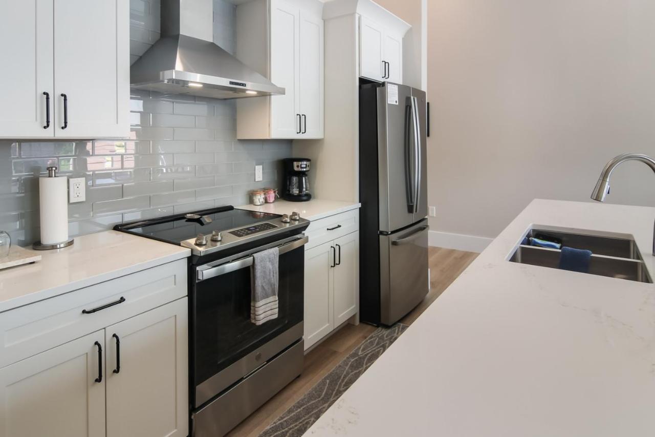 Golden Lofts Unit 1 Downtown Traverse City 1Bd 1Ba Ngoại thất bức ảnh