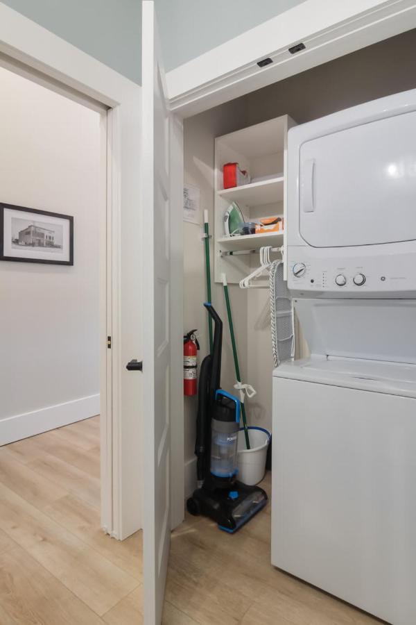 Golden Lofts Unit 1 Downtown Traverse City 1Bd 1Ba Ngoại thất bức ảnh