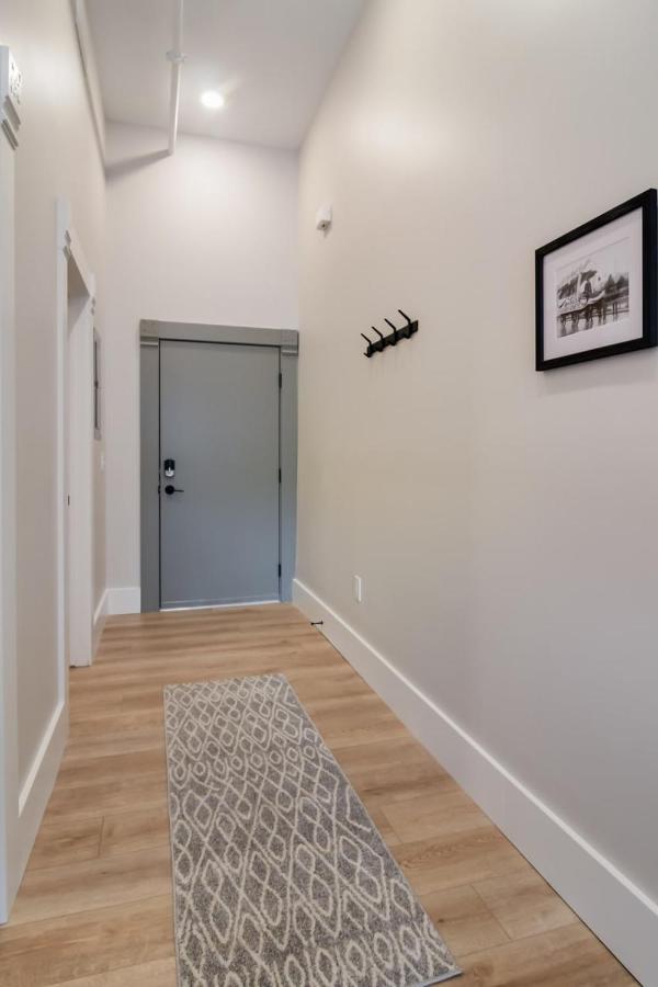 Golden Lofts Unit 1 Downtown Traverse City 1Bd 1Ba Ngoại thất bức ảnh